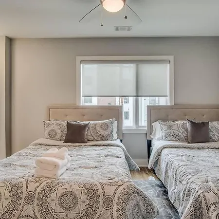 Two Homes - Accommodates 24 Guests *