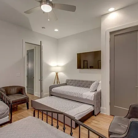 Two Homes - Accommodates 24 Guests