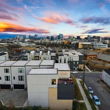 Stunning Private Rooftop Sunset Views * Nashville