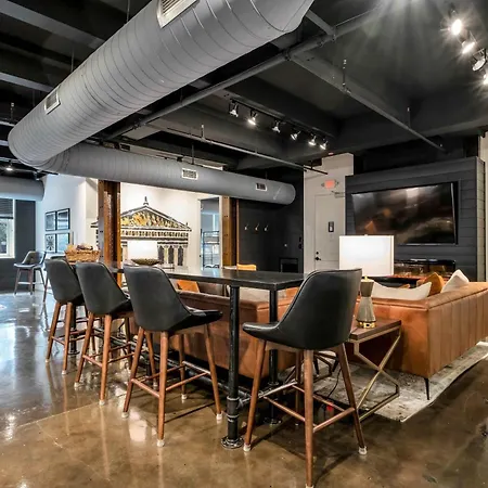 Modern 6br By Maddox Nashville