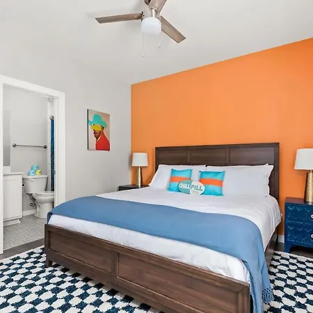 Large Marvel Themed 14ppl Spacious Townhome Nashville