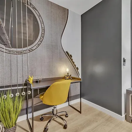 The High Note Short Walk To Broadway, Heated Pool, Gym, Parking Nashville