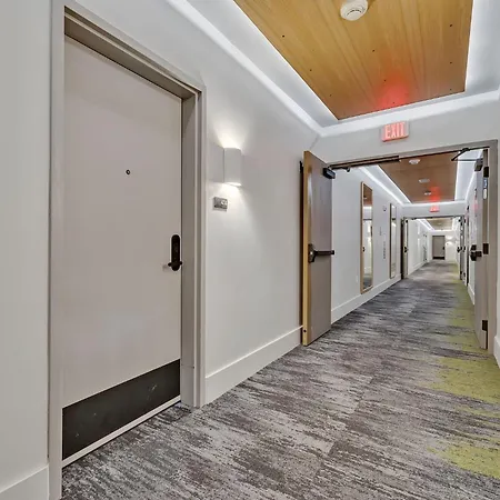 The High Note Short Walk To Broadway, Heated Pool, Gym, Parking Apartment Nashville