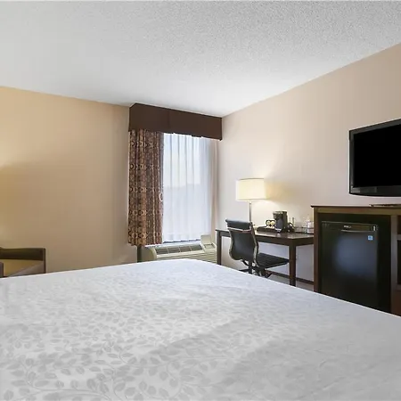 Western Belle Meade & Hotel