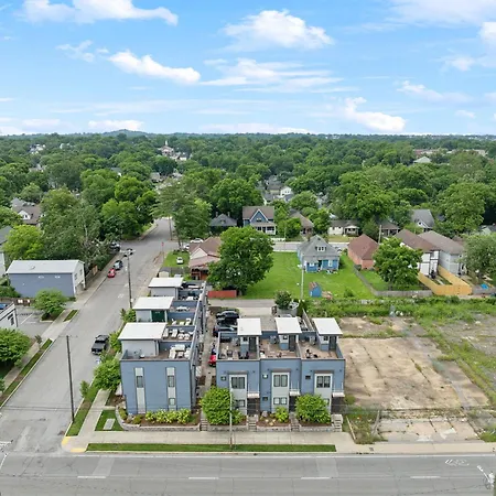 Holiday home Modern 3-story Townhome W Rooftop & Views Nashville