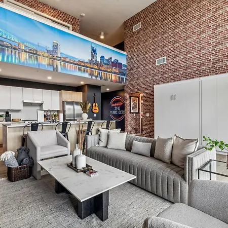 Grand Ole Nashville- Walk To Broadway & Honky Tonks! Apartment *