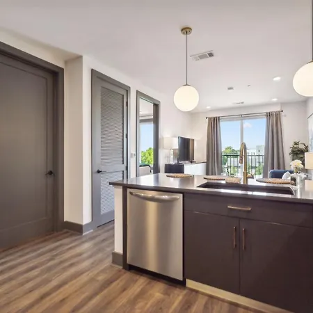 Apartment The Muse Emerald Isle Downtowns Favorite By Skyrun