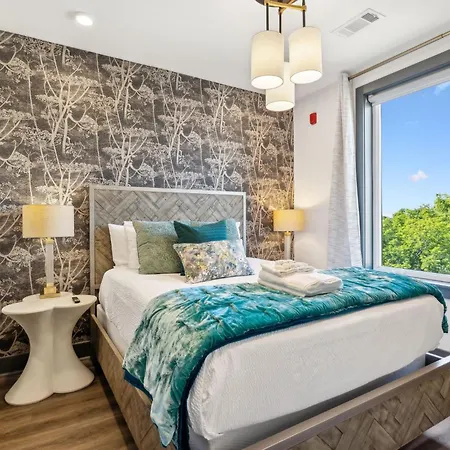 The Muse Emerald Isle Downtowns Favorite By Skyrun Nashville