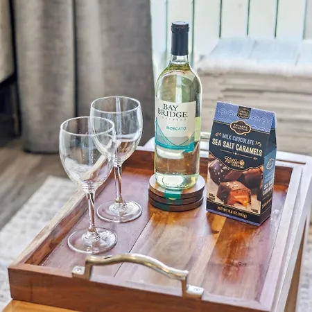 Apartment The Muse Emerald Isle Downtowns Favorite By Skyrun *