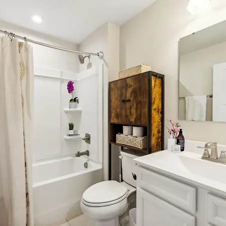 Stylish Vibe 2 Bed 2 Bath 30 Or Days By Skyrun Nashville