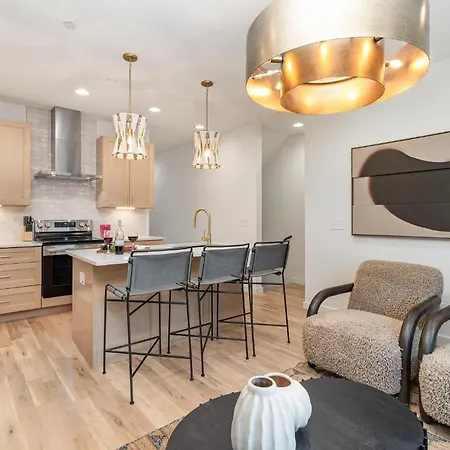Quadra-4 Unit Combo-rooftop Decks-mins To Broadway * Nashville