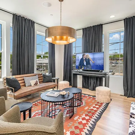 Quadra-4 Unit Combo-rooftop Decks-mins To Broadway Nashville