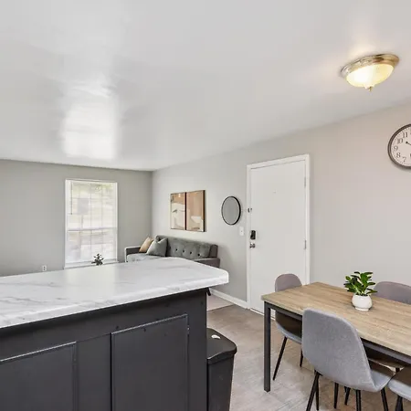 Apartment Jamestown B4 I Comfy 2 Bed 1 Bath Nashville