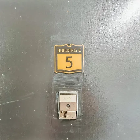 Jamestown C5 I Comfy 2 Bed 1 Bath Nashville