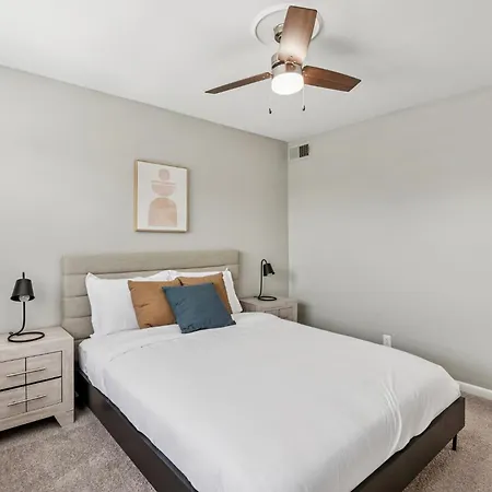 Jamestown E5 I Comfy 2 Bed 1 Bath Nashville