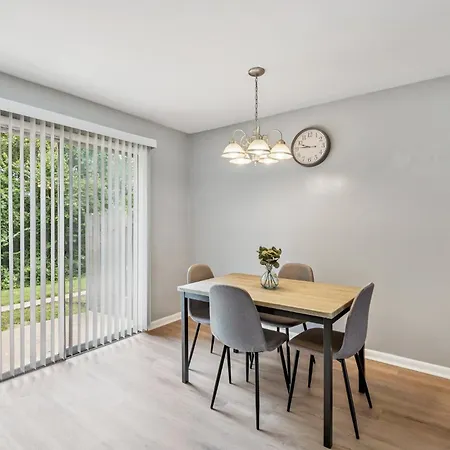 Apartment Jamestown E5 I Comfy 2 Bed 1 Bath