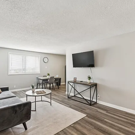Avery D9 I Comfy 2 Bed 1 Bath Nashville