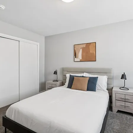 Avery A4 I Spacious 1 Bed 1 Bath Apartment Nashville