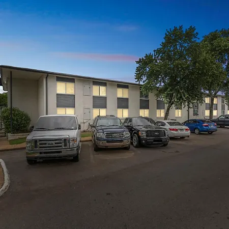 Apartment Avery D33 I Spacious 2 Bed 1 Bath