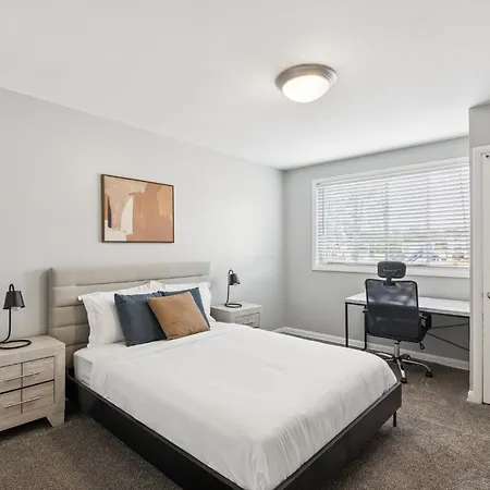 Avery A4 I Spacious 1 Bed 1 Bath * Nashville