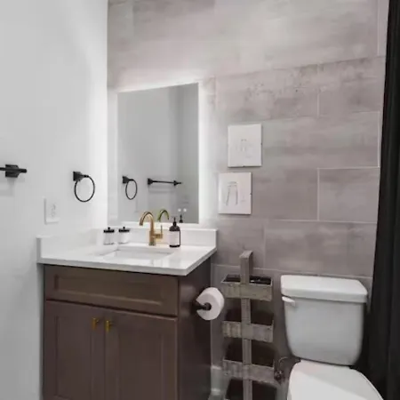 5br Rooftop Retreat 7 Min To Broadway Holiday home Nashville