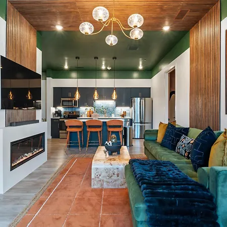 The Crescendo - On Music Row Apartment Nashville
