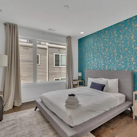 Huge Rooftop 5 Mins To Dwtn Sleeps 12 Nashville
