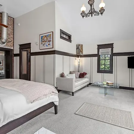 Germantown Old Grand House Holiday home Nashville