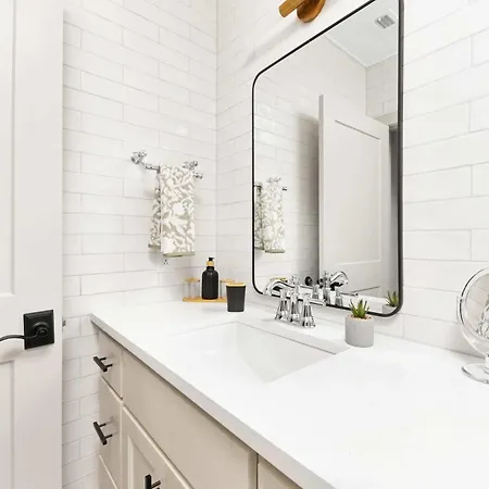 Apartment Harmony Hall By Maddox *