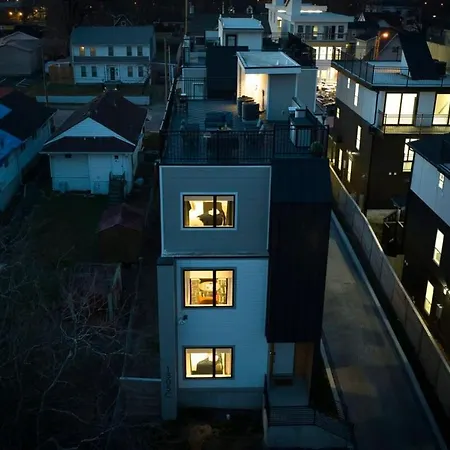 The Jameson House - Downtown Views From Rooftop Lounge Holiday home