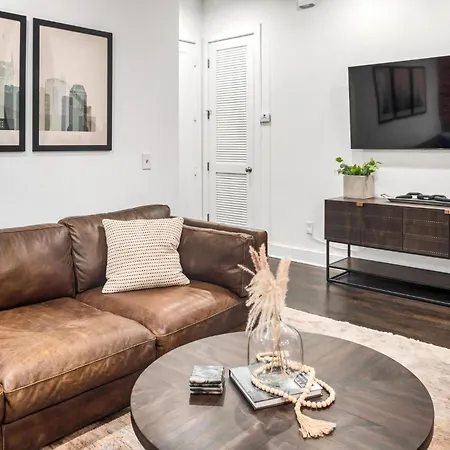 The Ryman Hideaway By Local Apartment