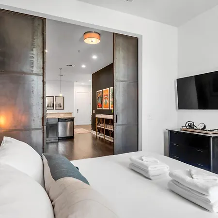 The Ryman Hideaway By Local Apartment Nashville