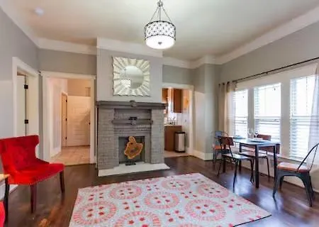 Holiday home The Joseph By Local Nashville