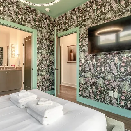Julian At The Lucy By Local Holiday home Nashville