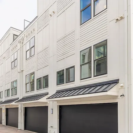 Ivan At The Lucy By Local *