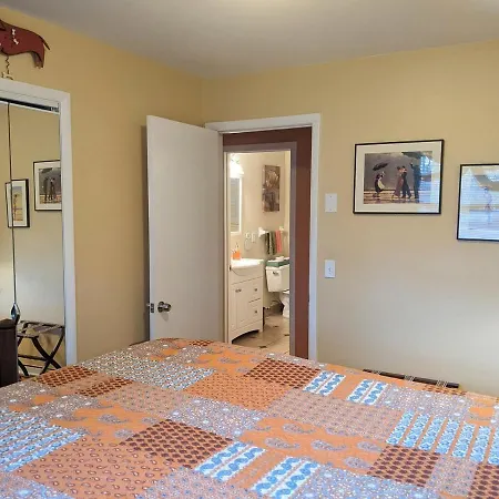 The Place Between The Lakes 4 Bedrooms 4 Beds * Nashville