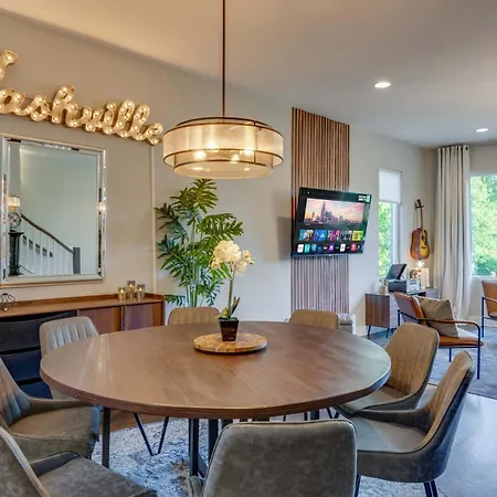 Holiday home Ultimate Rooftop Double Games Bbq Skyline Views Nashville