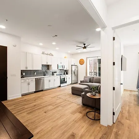 Apartment Good Vibes On Main - New - 1 Mile To Dtnash