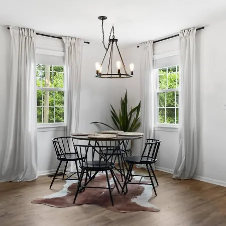 Cozy House In Trendy East With A Patio And Grill * Nashville