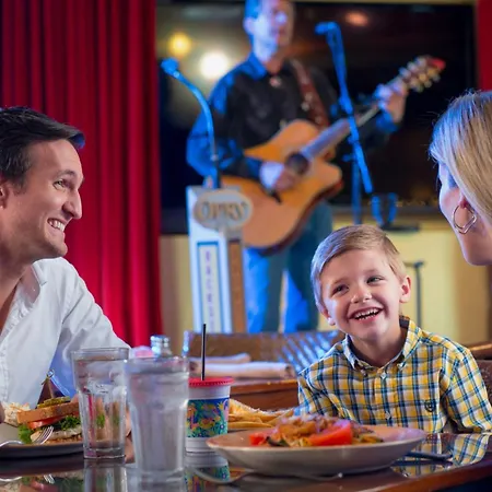 The At Opryland, A Gaylord Nashville