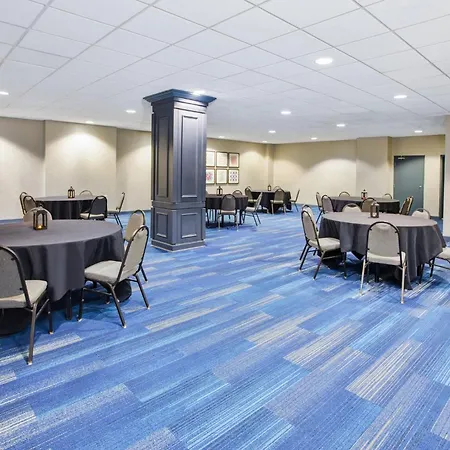Hotel Express Nashville-downtown - Broadway By Ihg 3*