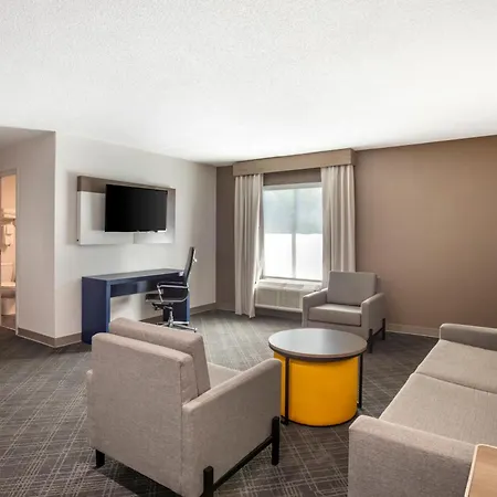 Comfort Airport - Bna Hotel Nashville