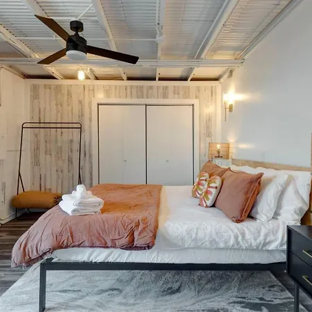 Bougie Squirrel Glam Pad *