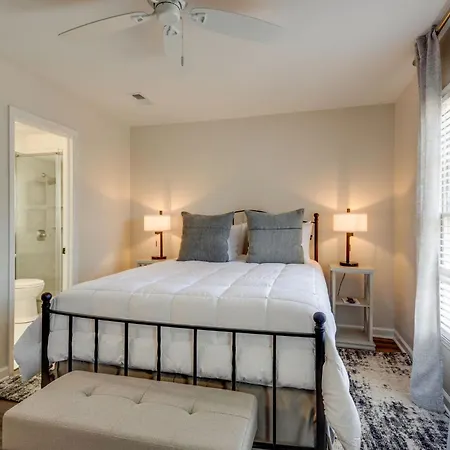 Luxury Townhouse On Music Row - Downtown Holiday home *