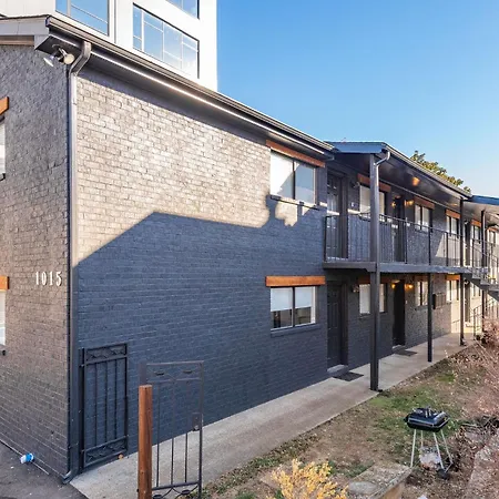 Apartment Music Row Gem Walk To Midtowns Bars Eats Nashville