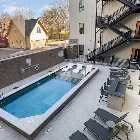 Harmony Octave-2 Units-pool/gym-4 Mins To Broadway Holiday home