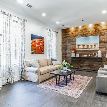 1 Bdr Loft Close To Vanderbilt Hospital Holiday home