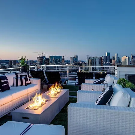 Holiday home Stella | Downtown Gulch | 7 Min Drive To Broadway! Nashville