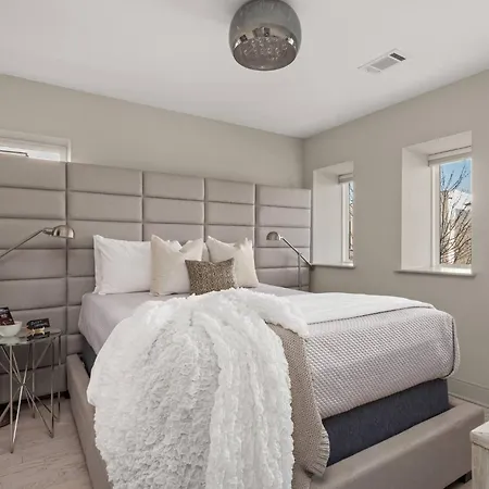 Stella | Downtown Gulch | 7 Min Drive To Broadway! * Nashville