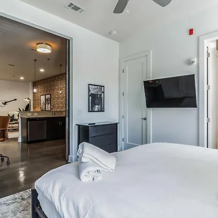 1 Bdr Loft Close To Vanderbilt Hospital * Nashville